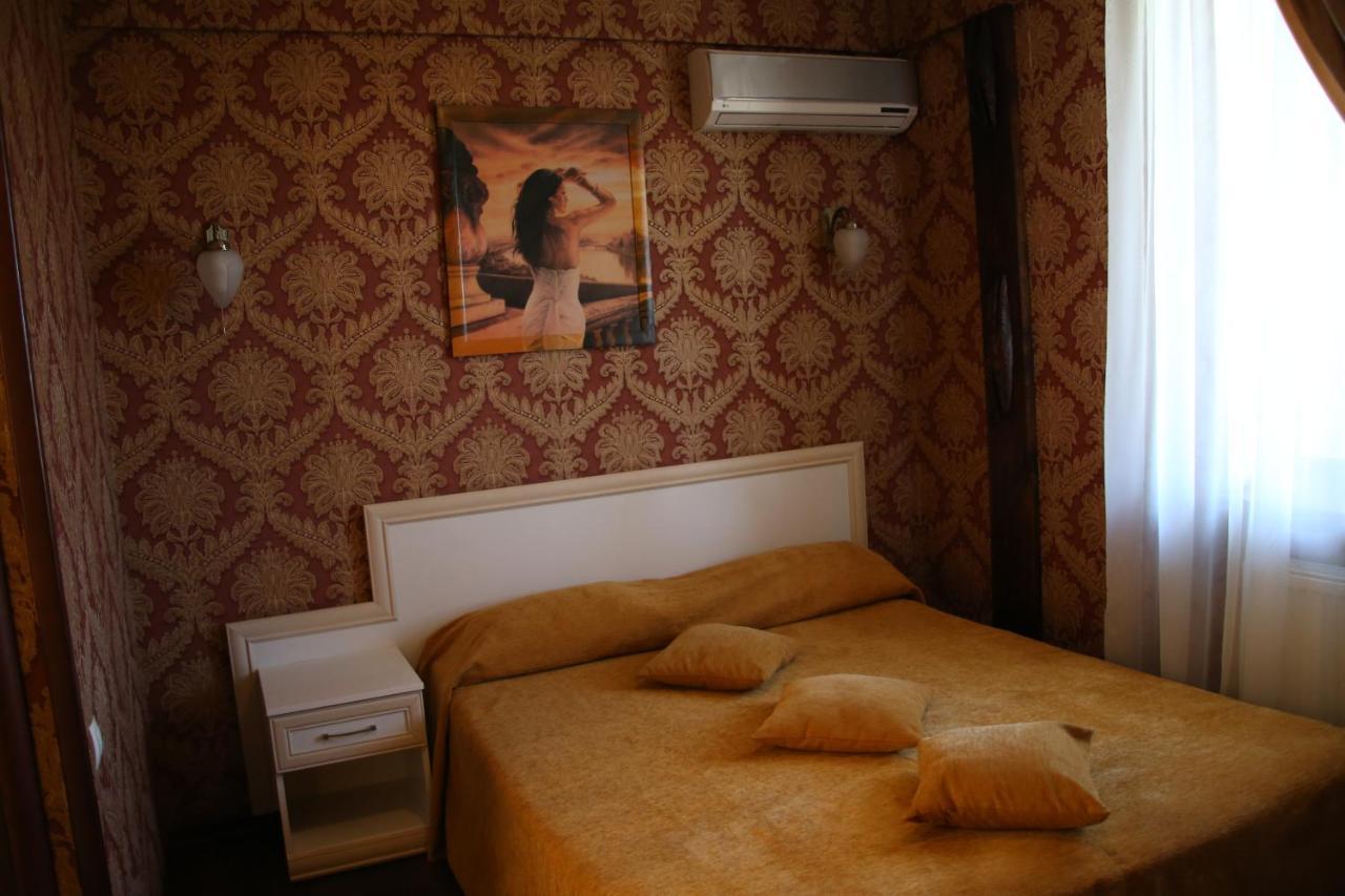 Берлога Kharkiv Extérieur photo